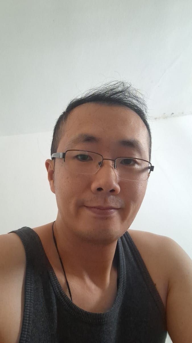 Profil de Sofiene, 30 ans, Gay pride à Veyrier (Genève)