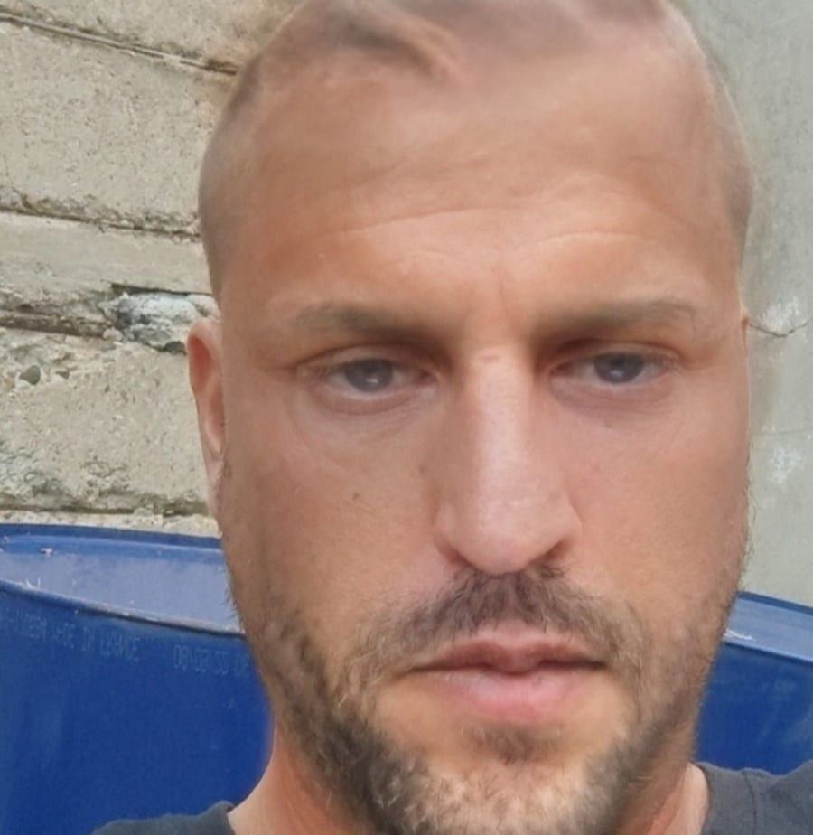 Profil de Alparslan, 25 ans, Gay pride à Rubigen (Berne)