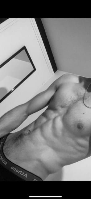 Profil de Louis-thomas, 33 ans, Gay pride à Realp (Uri)
