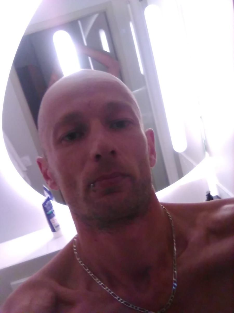 Profil de Eusebio, 26 ans, Gay pride à Trasadingen (Schaffhouse)