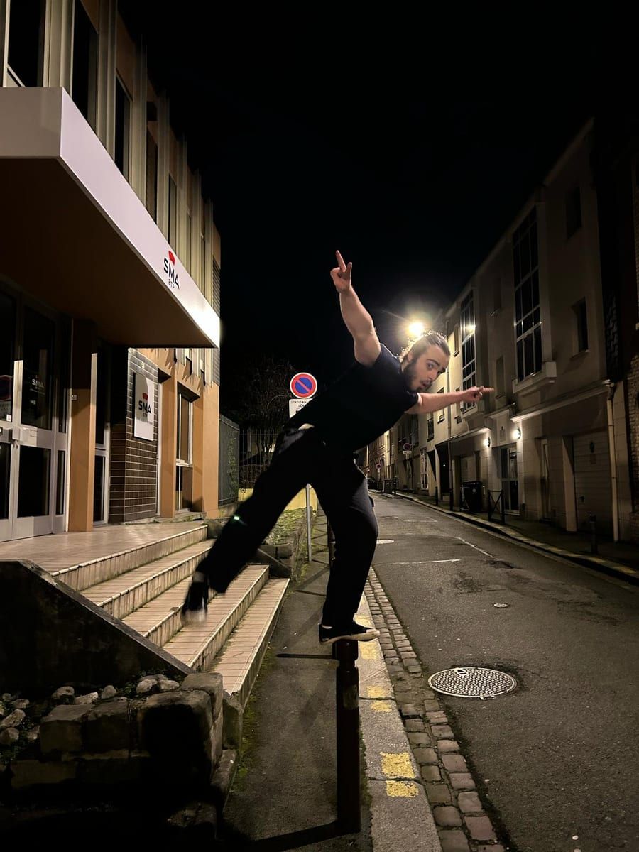 Kayane - Gay pride à Mission Profil de Kayane, 42 ans, Gay pride à Mission (Valais)