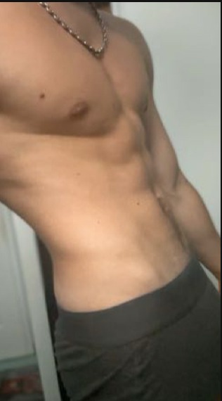 Profil de Touffik, 29 ans, Gay pride à Lax (Valais)