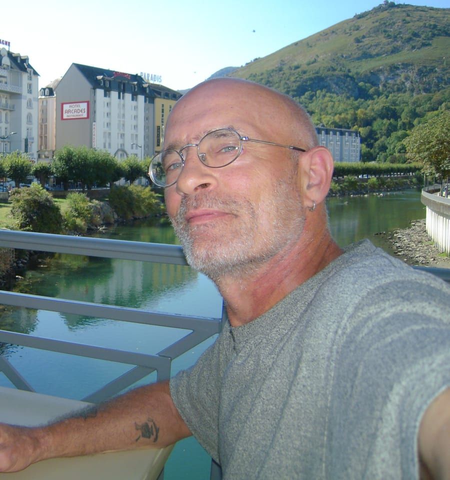 Profil de Harone, 33 ans, Gay pride à Dürrenroth (Berne)