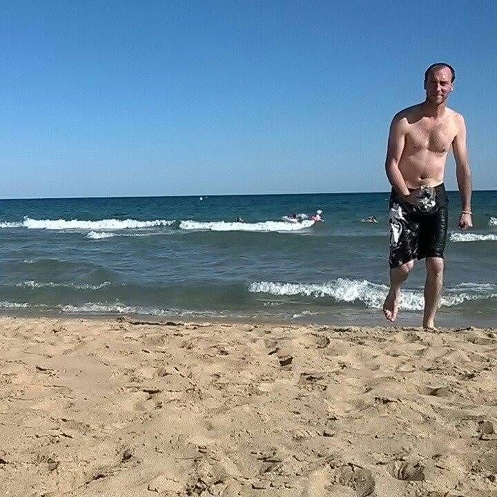 Profil de Cheickna, 34 ans, Gay pride à Vuibroye (Vaud)