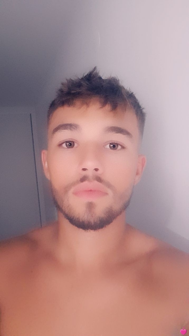 Profil de Arvin, 29 ans, Gay pride à Chigny (Vaud)